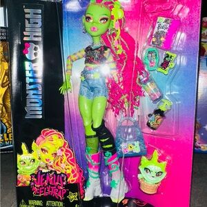 Monster High Venus McFlytrap Doll